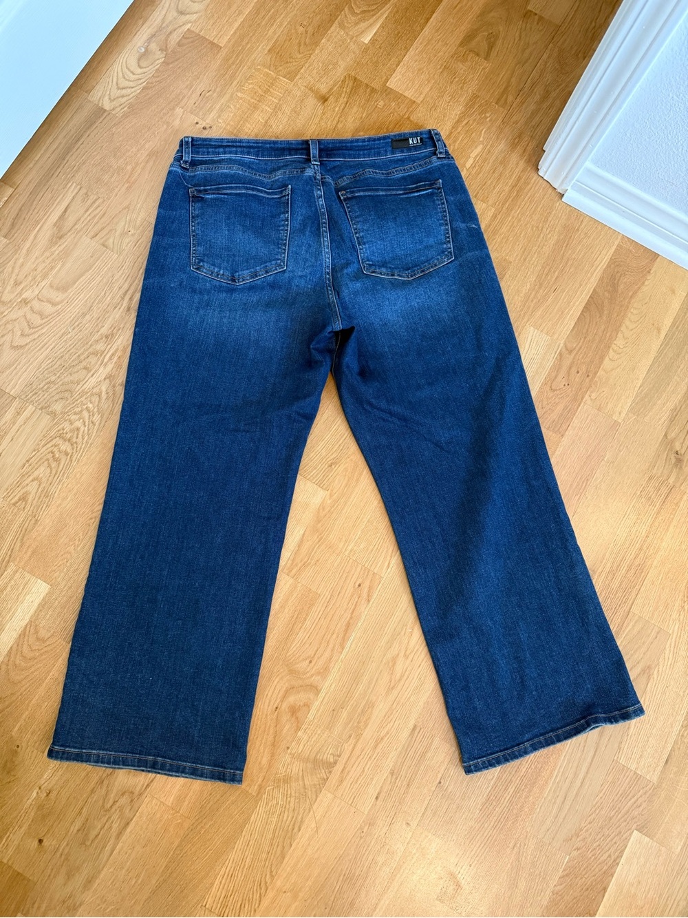 Kut from the Kloth Charlotte Fab Ab Culotte Wide-Leg Dark Blue Jeans - Picture 10 of 10